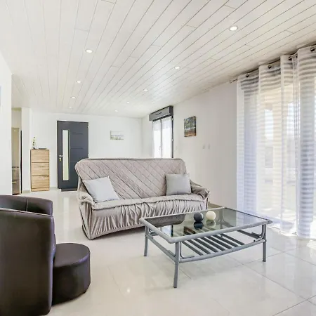 Feriehus Peyroutic By Interhome Aureilhan (Landes)
