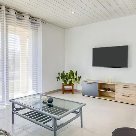 Peyroutic By Interhome *
